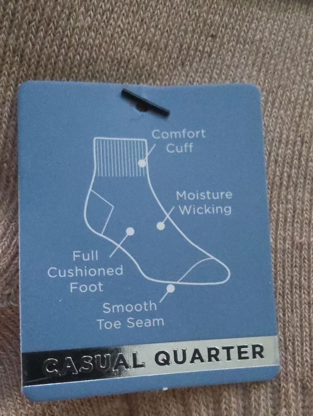 6 Pair Geoffrey Beene Cushioned Casual Quarter Socks. NWT Beige/Cream/Black